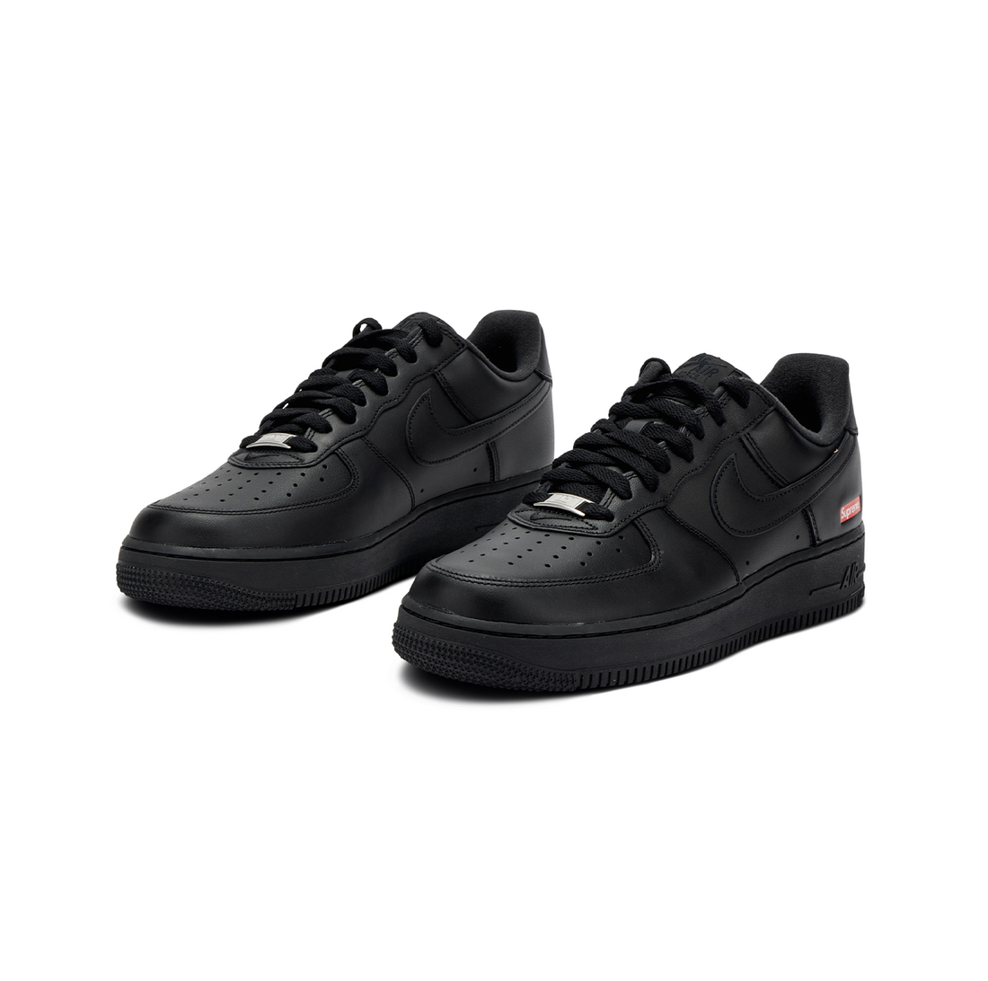 Nike Air Force 1 Low Supreme Black