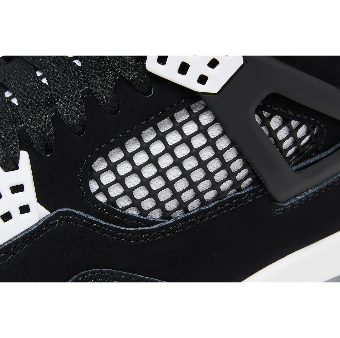 Jordan 4 Retro 'White Thunder'